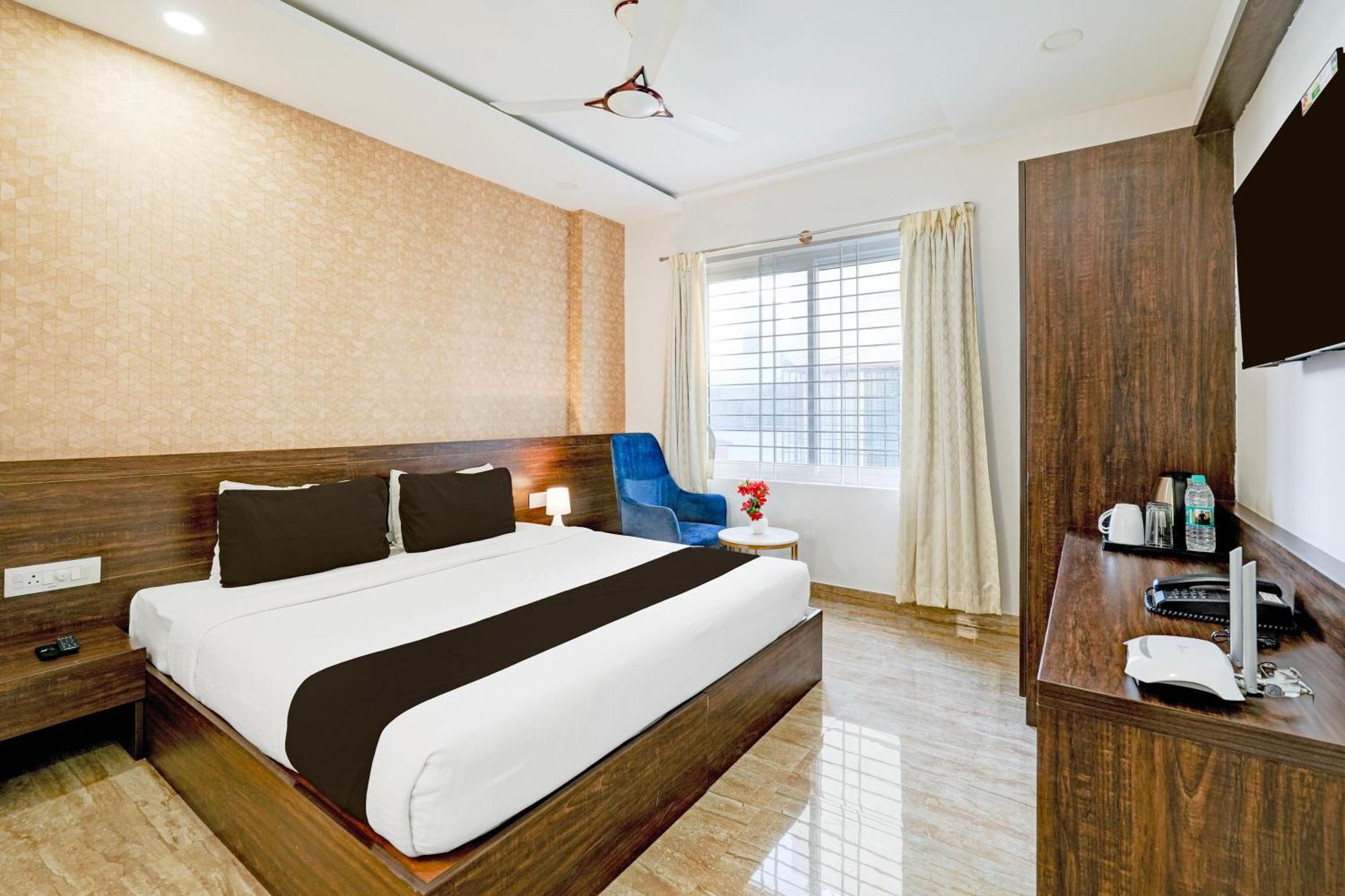 Super Townhouse Oak Aecs Formerly Bangalore Times Extérieur photo