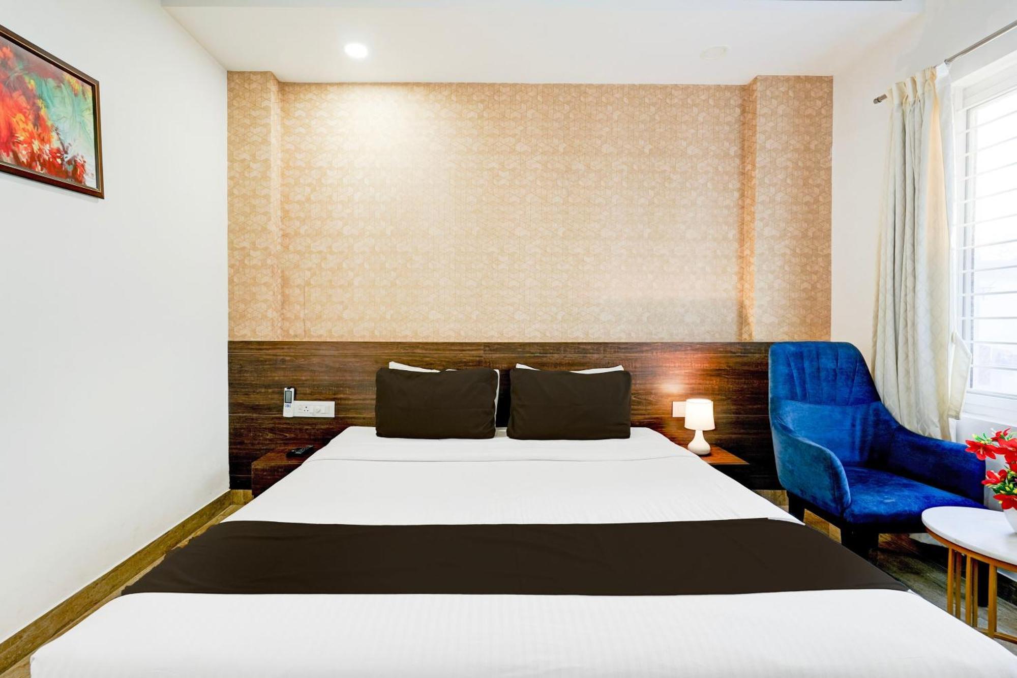 Super Townhouse Oak Aecs Formerly Bangalore Times Extérieur photo